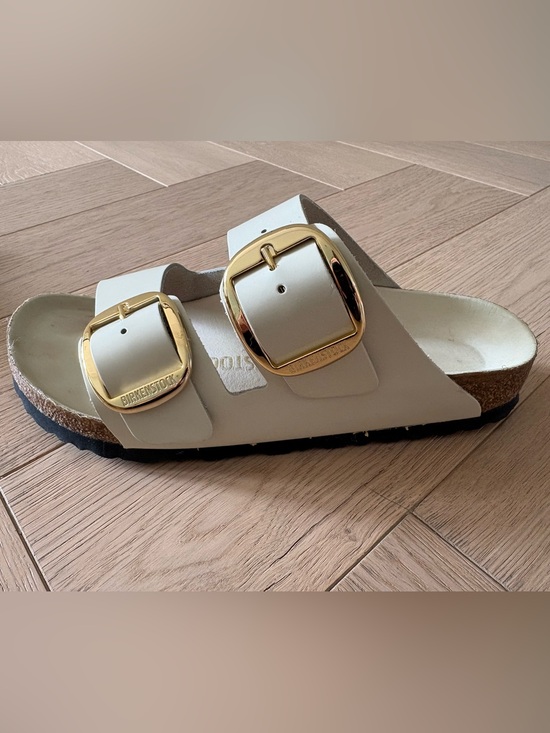 Birkenstock Shoes - 6-6.5 Birkenstock Arizona Big Buckle Shiny Leather White Gold Slides Sandals 37